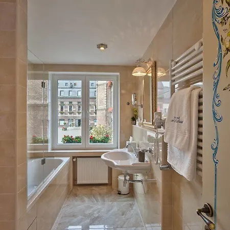 Apartment-hotel Am Rathaus בית הארחה 2*