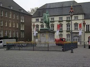 Apartment-hotel Am Rathaus Konukevi