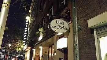 Apartment-hotel Am Rathaus ゲストハウス 4*